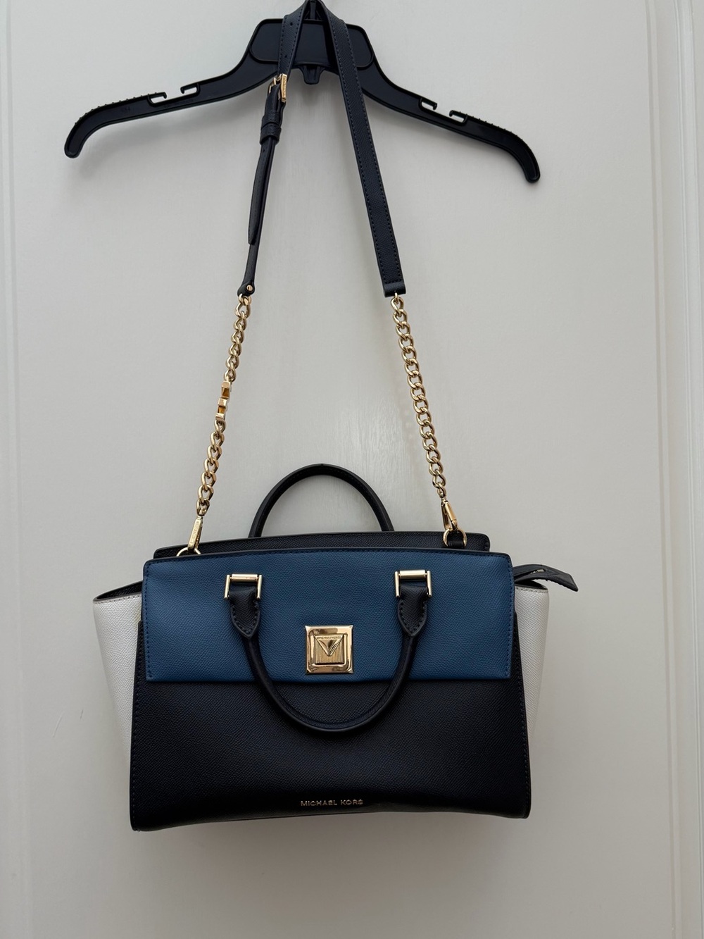 Michael Kors Sylvia Leather Satchel